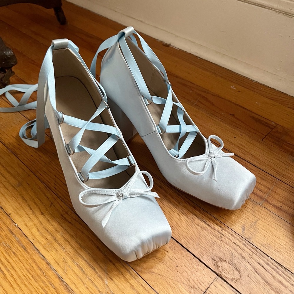 Double Standard Arwen Platforms Sky Chunky Ballet Coquette Heels Size 9